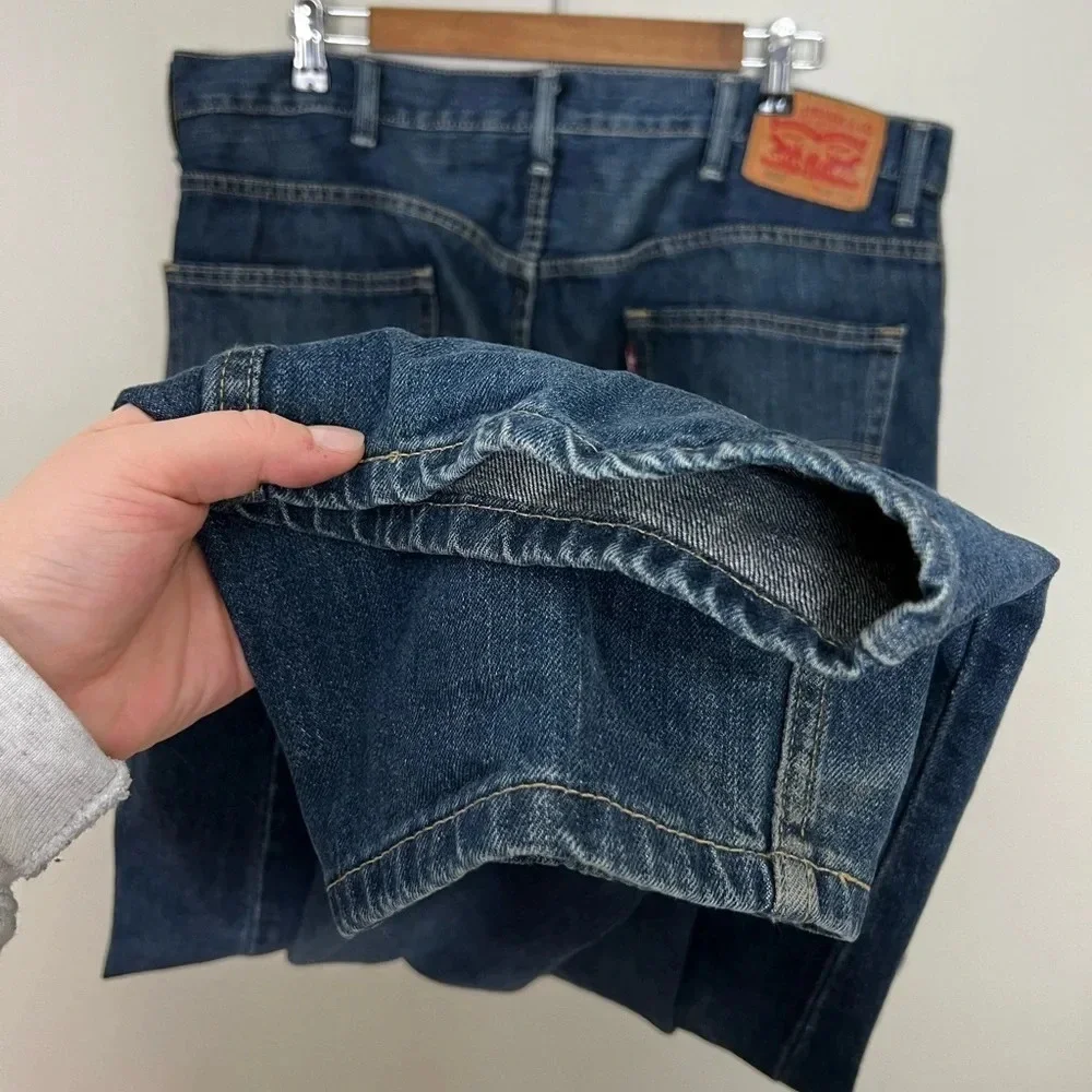 Levi’s • 550 Jeans